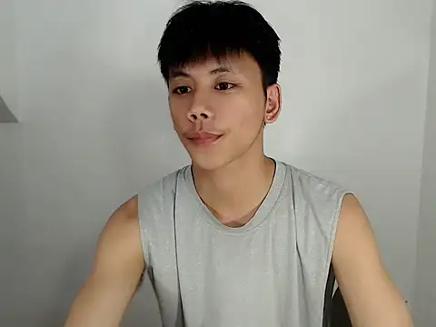 Snapshot of ynotyu chatting on 01-12-26, 02:33 ynotyu online show from 01-12-26, 02:33