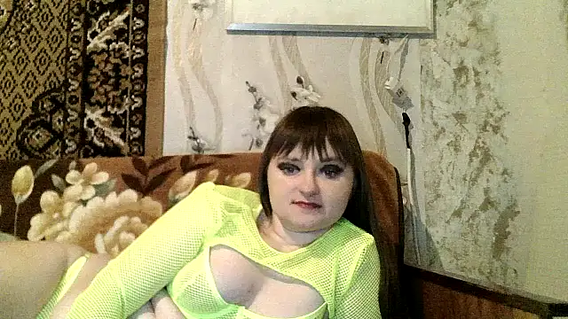 Snapshot of LuckyLust11 chatting on 11-22-25, 08:30 LuckyLust11 online show from 11-22-25, 08:30