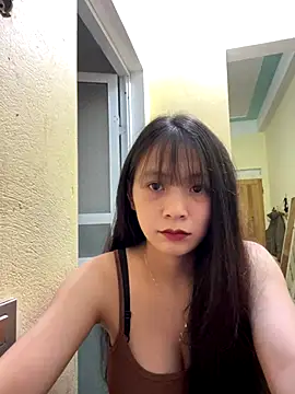 Snapshot of Aghenh chatting on 11-04-25, 02:05 Aghenh online show from 11-04-25, 02:05