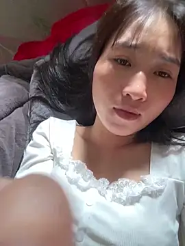 Snapshot of oneyou_400 chatting on 10-17-25, 09:01 oneyou 400 online show from 10-17-25, 09:01