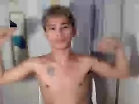Snapshot of asianhardcock25 chatting on 04-28-26, 10:37 asianhardcock25 online show from 04-28-26, 10:37