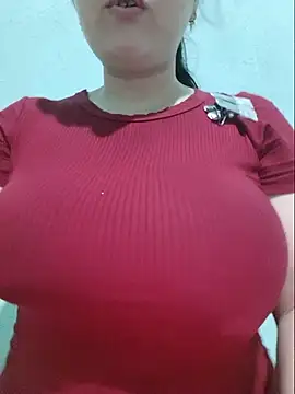 Snapshot of Shiny_Babe chatting on 05-17-26, 05:49 Shiny Babe online show from 05-17-26, 05:49