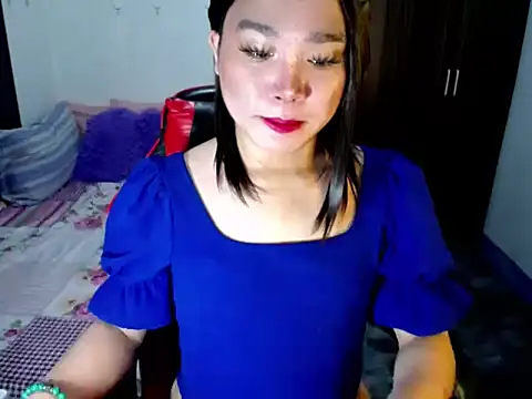 Snapshot of Urassiansweetcummer chatting on 09-25-25, 02:04 Urassiansweetcummer online show from 09-25-25, 02:04