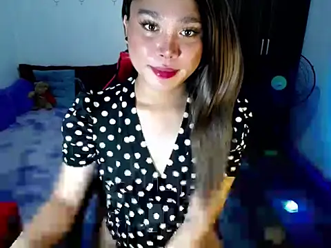 Urassiansweetcummer online show from 03-27-26, 10:26