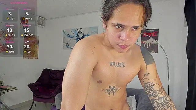 Snapshot of Maximiliano_scoott__ chatting on 05-26-26, 09:11 Maximiliano scoott online show from 05-26-26, 09:11