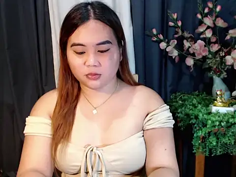 queen staceyy online show from 12-04-25, 07:06