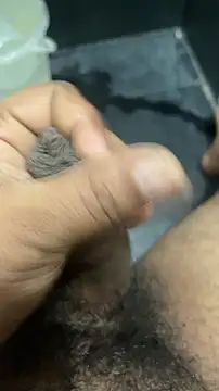 Snapshot of deepu1979 chatting on 11-09-25, 04:11 deepu1979 online show from 11-09-25, 04:11