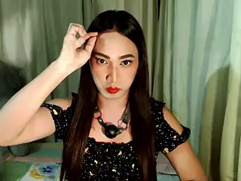 Snapshot of beatiful_lust chatting on 09-25-25, 09:40 beatiful lust online show from 09-25-25, 09:40