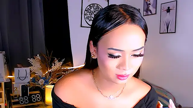 Zialustts online show from 04-18-26, 08:29