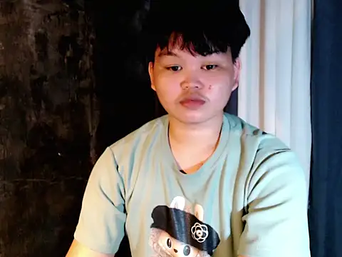 Reynelcock online show from 10-16-25, 04:52