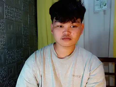 Reynelcock online show from 12-02-25, 07:25