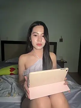 Snapshot of -katinat- chatting on 09-19-25, 05:02 -katinat- online show from 09-19-25, 05:02