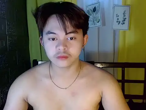 Snapshot of urguy_toshi chatting on 05-11-26, 02:01 urguy toshi online show from 05-11-26, 02:01