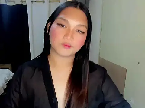 Lou heart online show from 11-15-25, 01:18