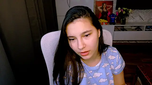 Snapshot of Arianna_Grend chatting on 11-20-25, 01:22 Arianna Grend online show from 11-20-25, 01:22