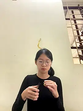 Snapshot of meomeo2k6 chatting on 12-21-25, 06:20 meomeo2k6 online show from 12-21-25, 06:20