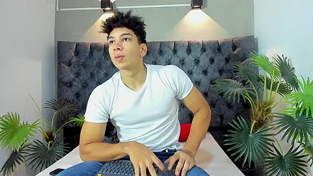 ALAN REDINGER online show from 12-01-25, 01:49