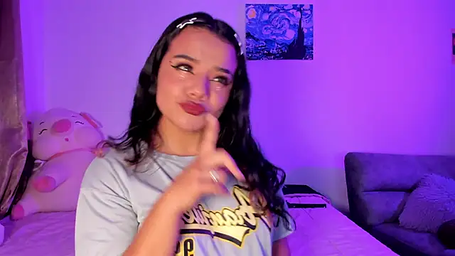 Shophie thoopson online show from 02-24-26, 02:20