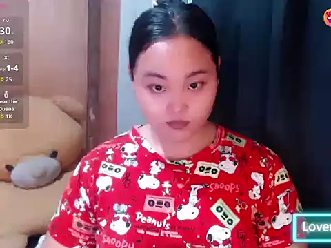 Snapshot of _Lylia chatting on 06-25-26, 05:23 Lylia online show from 06-25-26, 05:23
