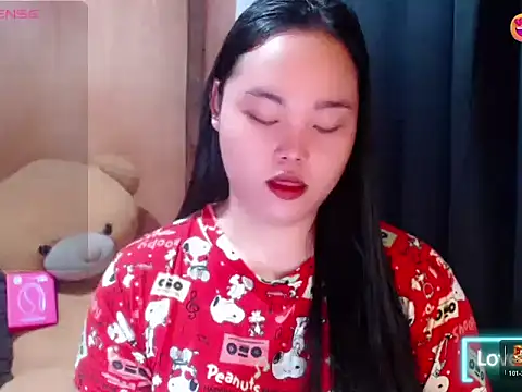 Snapshot of _Lylia chatting on 06-28-26, 11:11 Lylia online show from 06-28-26, 11:11