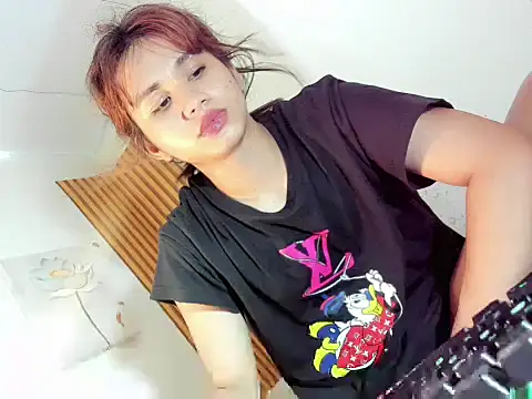 Ts morena online show from 11-19-25, 10:48