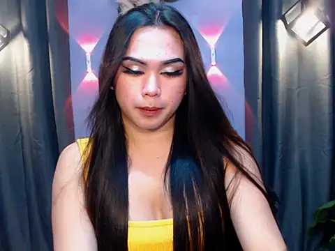 urlovelysandra online show from 10-27-25, 01:48