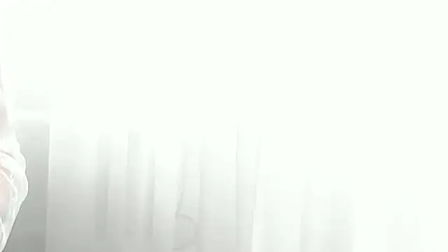 Snapshot of cute_elfy_ chatting on 11-30-25, 12:42 cute elfy online show from 11-30-25, 12:42