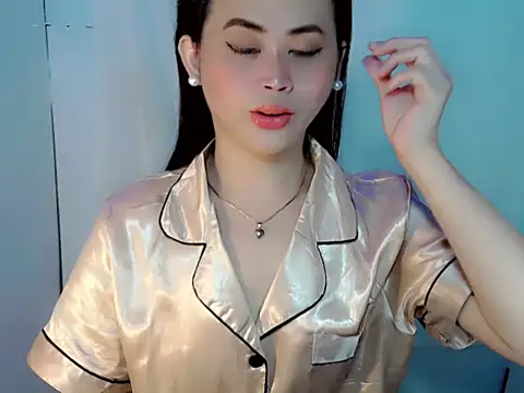 Snapshot of slutty_afina chatting on 06-23-26, 06:22 slutty afina online show from 06-23-26, 06:22