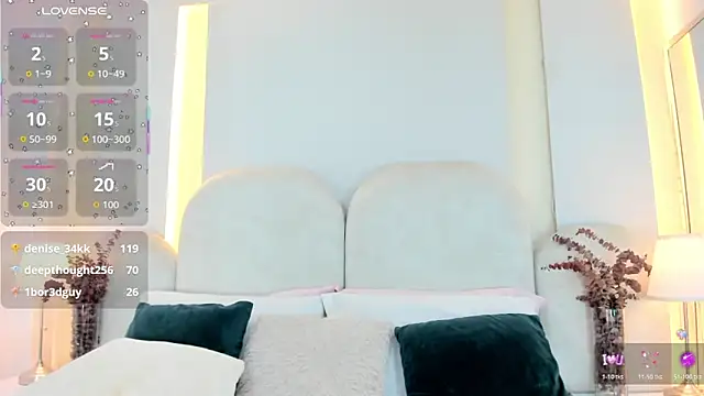 SalomeeBell online show from 01-09-26, 08:21