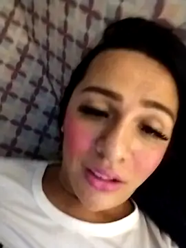 enoria1992 online show from 04-17-26, 05:54