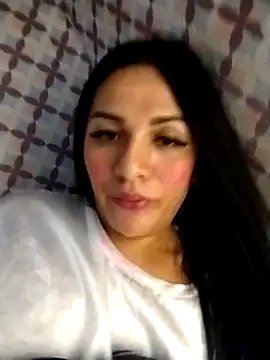 Snapshot of enoria1992 chatting on 04-28-26, 02:27 enoria1992 online show from 04-28-26, 02:27