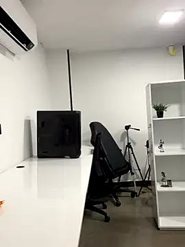 Snapshot of megan_bigboobs_ chatting on 10-16-25, 10:49 megan bigboobs online show from 10-16-25, 10:49