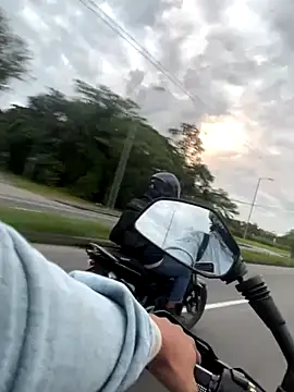 Snapshot of megan_bigboobs_ chatting on 11-19-25, 10:48 megan bigboobs online show from 11-19-25, 10:48