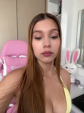 Snapshot of Nikii__ chatting on 04-20-26, 03:26 Nikii online show from 04-20-26, 03:26