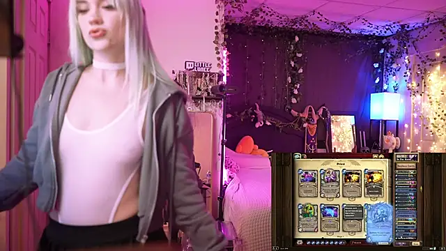 littlelune online show from 10-05-25, 02:32