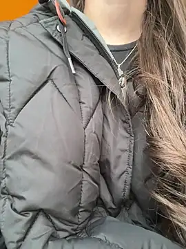 Isabella21  online show from 02-19-26, 11:01