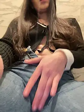 Isabella21  online show from 03-15-26, 02:50