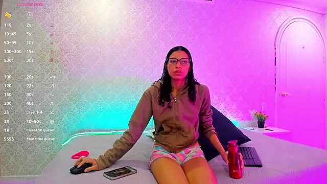 BeccaReedd online show from 11-07-25, 11:10