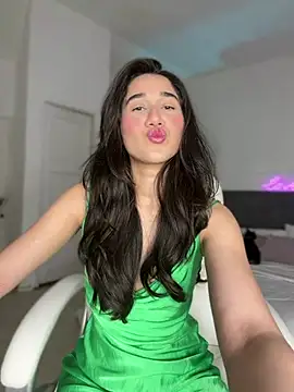 Snapshot of julieta_jhonss chatting on 07-03-26, 03:24 julieta jhonss online show from 07-03-26, 03:24