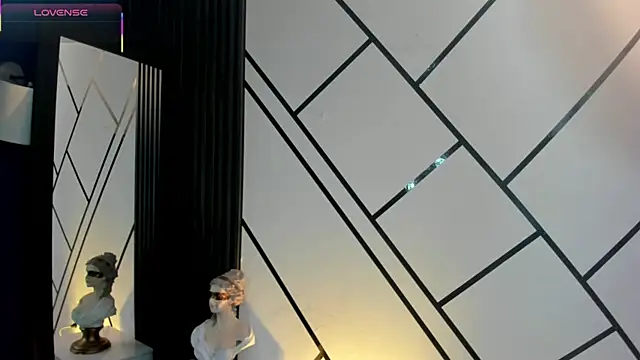 Snapshot of Christopher_77 chatting on 09-15-25, 04:07 Christopher 77 online show from 09-15-25, 04:07