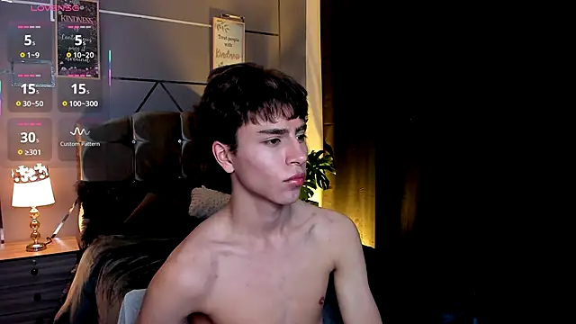 Snapshot of Christopher_77 chatting on 10-03-25, 12:46 Christopher 77 online show from 10-03-25, 12:46