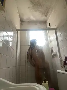 Snapshot of Isabelaa_ chatting on 03-11-26, 05:19 Isabelaa online show from 03-11-26, 05:19