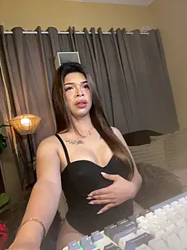 Nyxie luxx online show from 04-12-26, 08:30