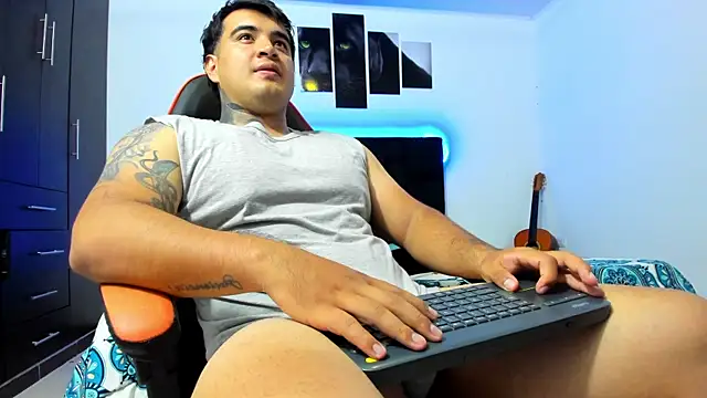 thiago  cp01 online show from 03-25-26, 03:45