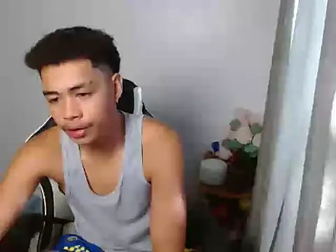 Snapshot of curlyasian_njxx chatting on 05-11-26, 11:35 curlyasian njxx online show from 05-11-26, 11:35