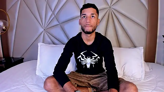 Thiagoferreti online show from 02-06-26, 03:33