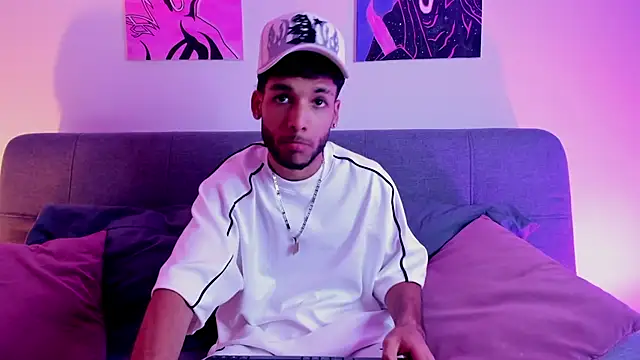 Snapshot of Thiagoferreti chatting on 06-30-26, 03:40 Thiagoferreti online show from 06-30-26, 03:40