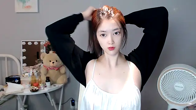 Mimi-cnbaby online show from 10-01-25, 06:52