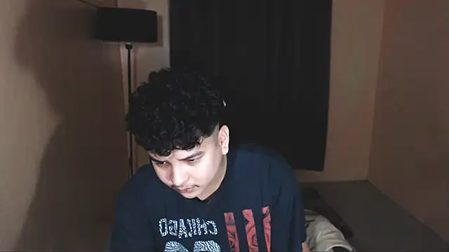 Snapshot of Prince_Killian chatting on 11-17-25, 01:11 Prince Killian online show from 11-17-25, 01:11