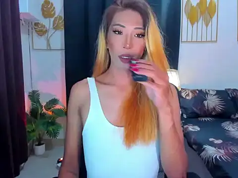 Amandawillson online show from 10-25-25, 04:57